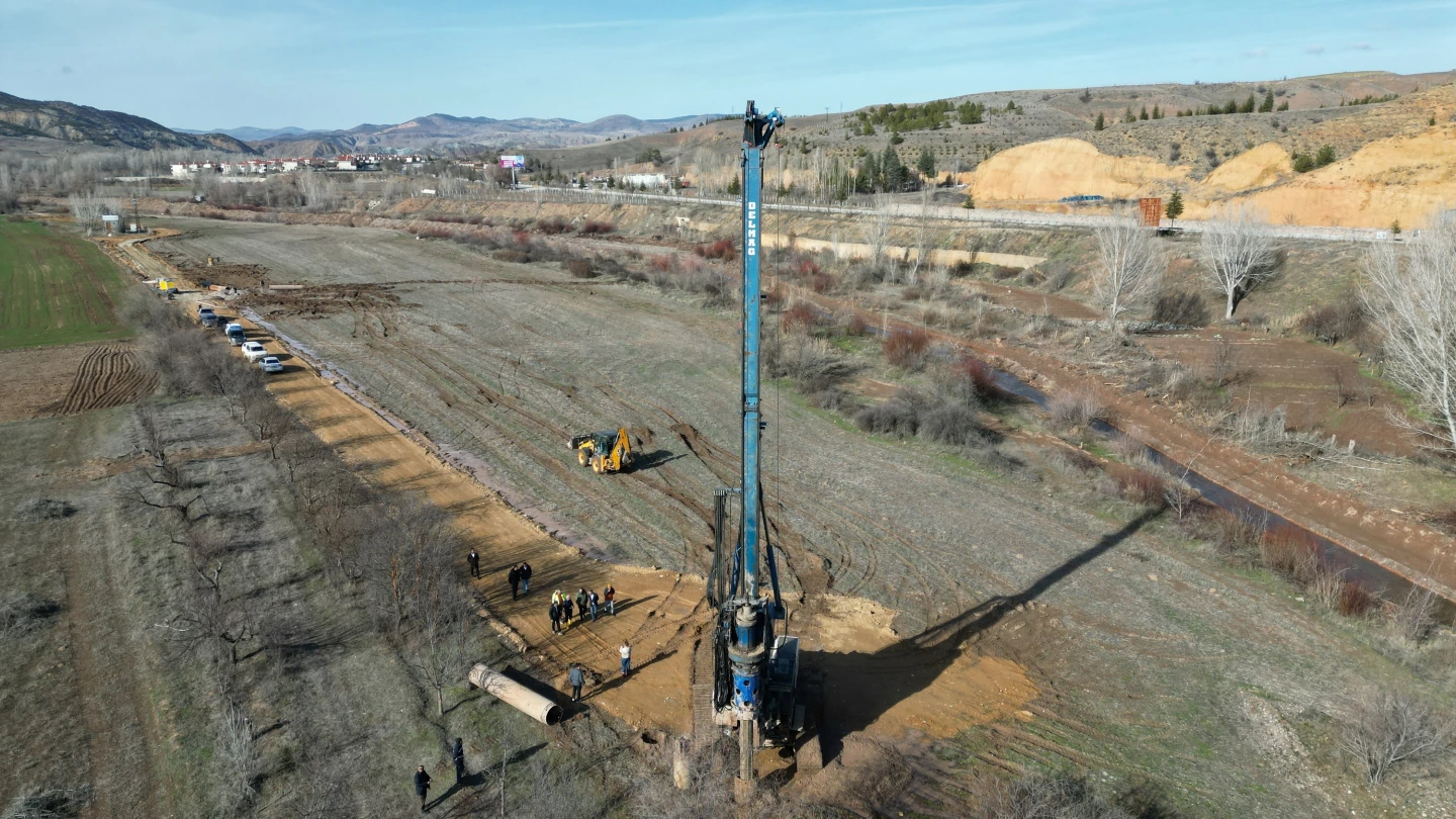 Çankırı Belediyesi’nden Kuraklığa Karşı Stratejik Hamle: 13 Noktada Sondaj Çalışmaları Başladı