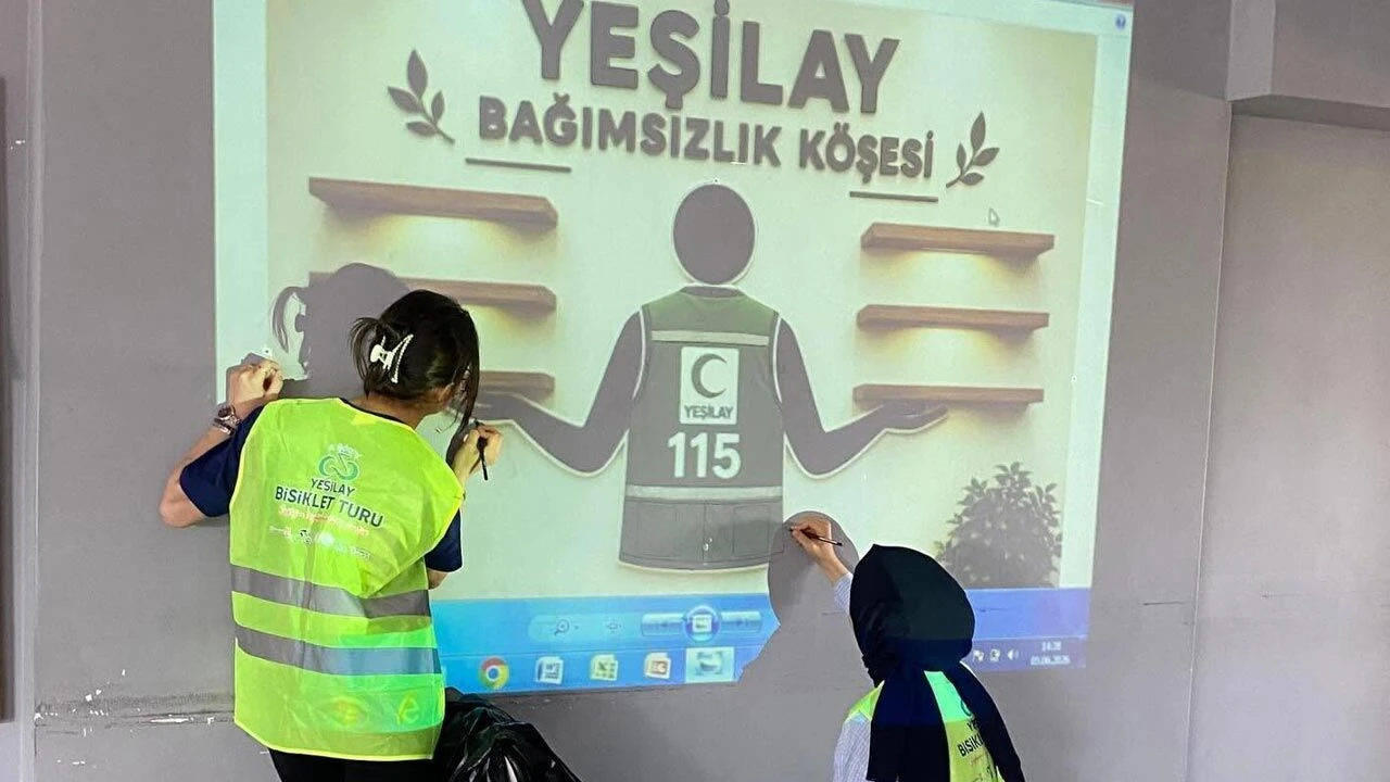 Çankırı'da gençlerden anlamlı çalışma
