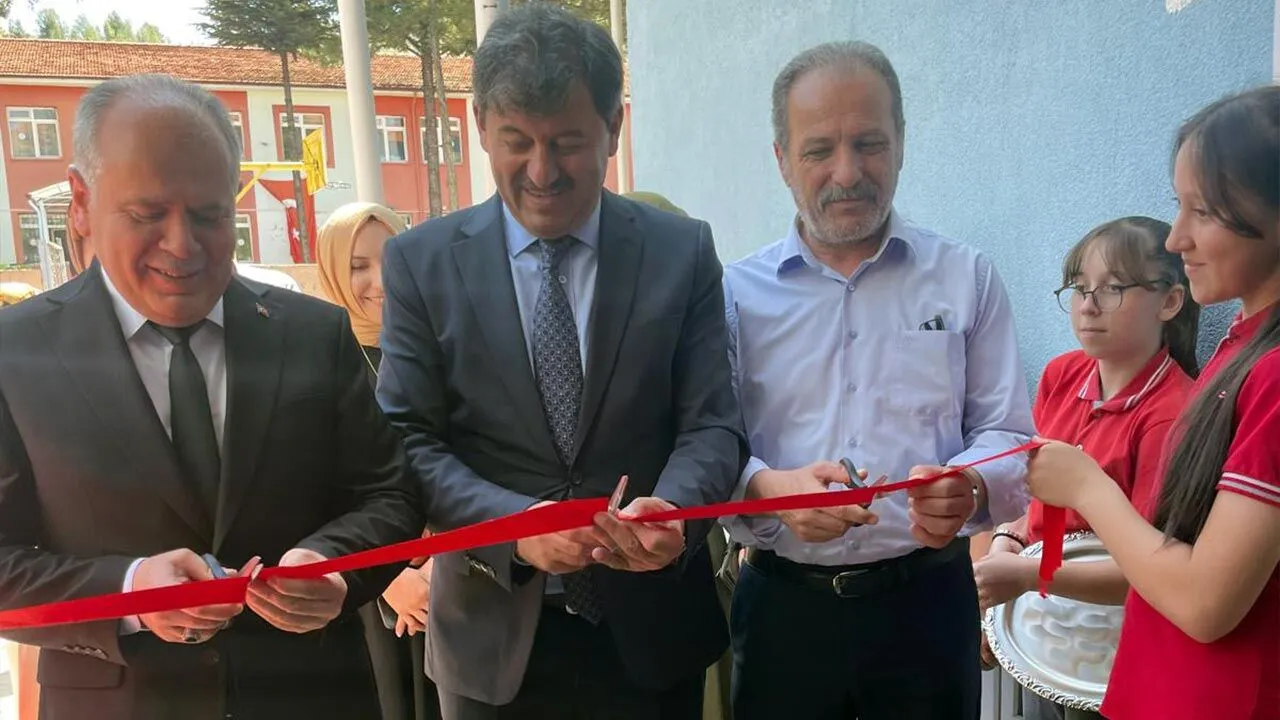 Mareşal Çakmak Ortaokulu Öğrencilerinden Örnek Proje Sergisi - Görsel 2