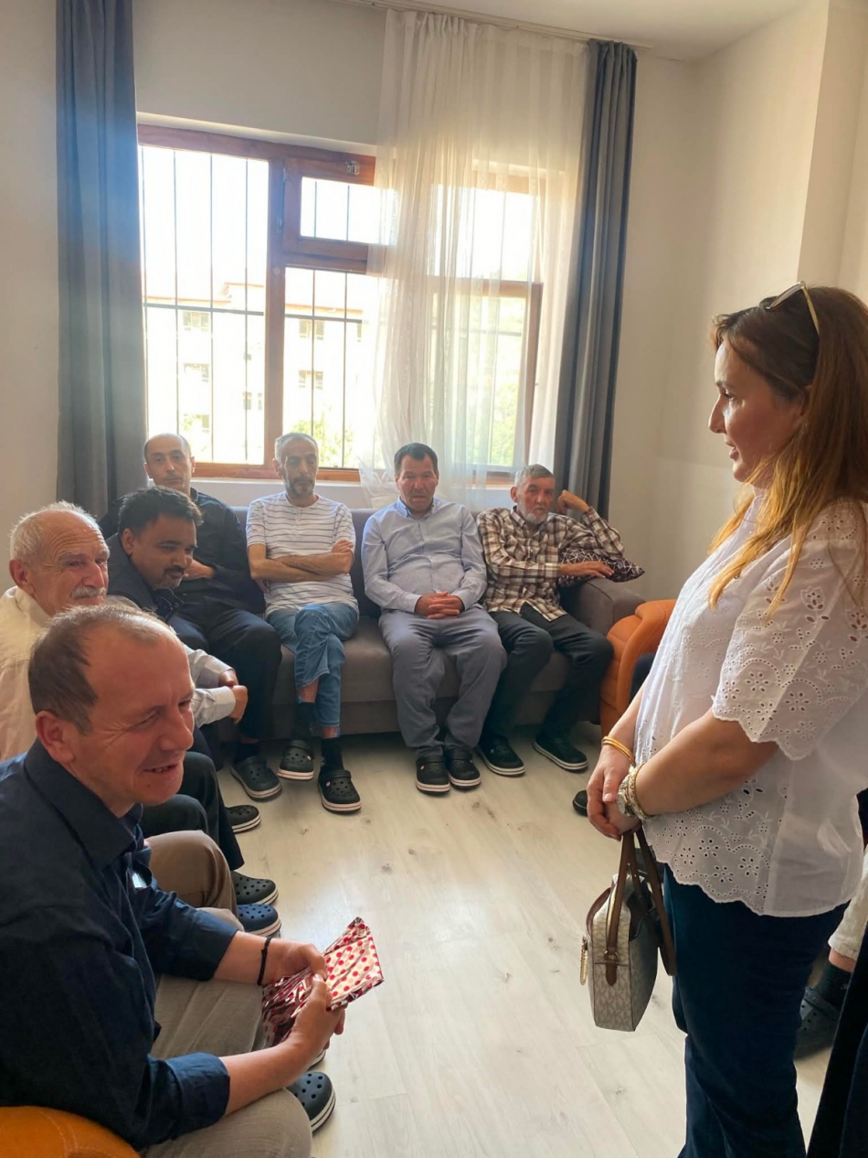 Çankırı Özel Yaşam Bakım Merkezi’ne Babalar Günü’nde Anlamlı Vefa Ziyareti - Görsel 2