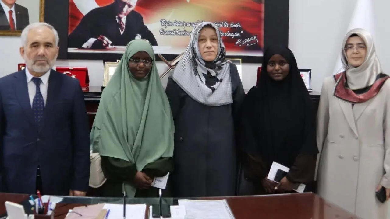 Cibutili Kardeşler Çankırı’da 5 Ayda Hafız Oldu