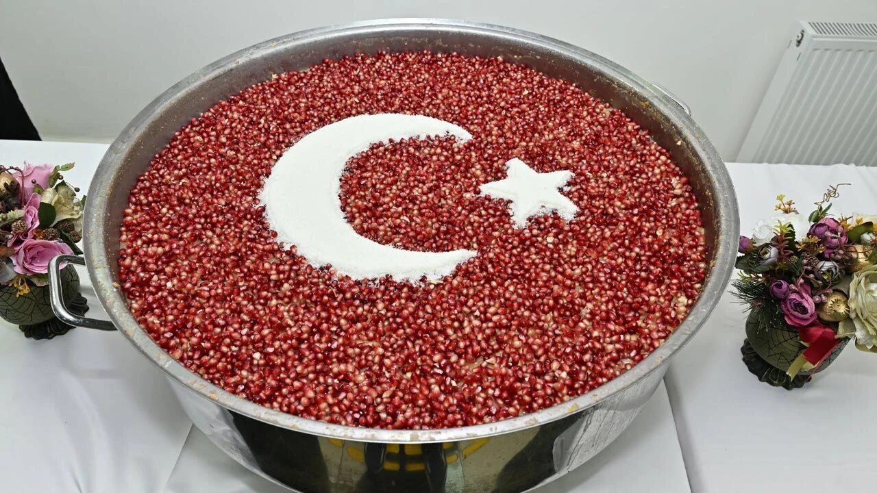 Çankırı Emniyeti’nde Muharrem Ayı Bereketi: Personele Ay Yıldızlı Aşure İkramı - Görsel 2