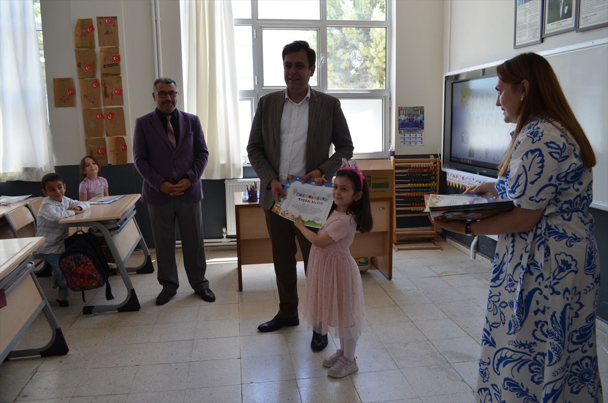 Şabanözü ve Ilgaz’da Öğrenciler Karne Sevinci Yaşadı