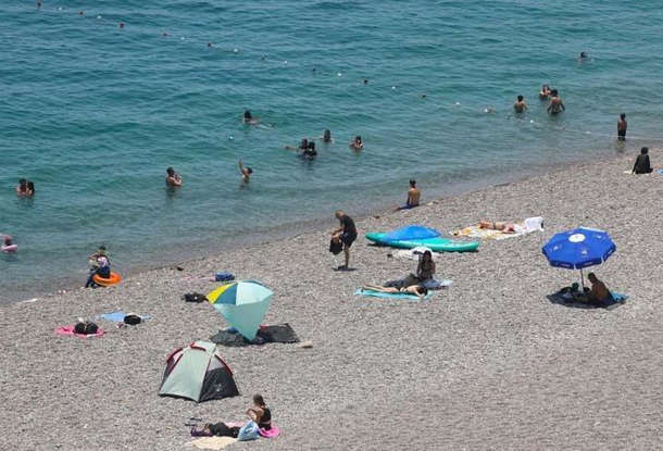 Turizm Kentinde Hissedilen Sıcaklık 47 Dereceye Ulaştı
