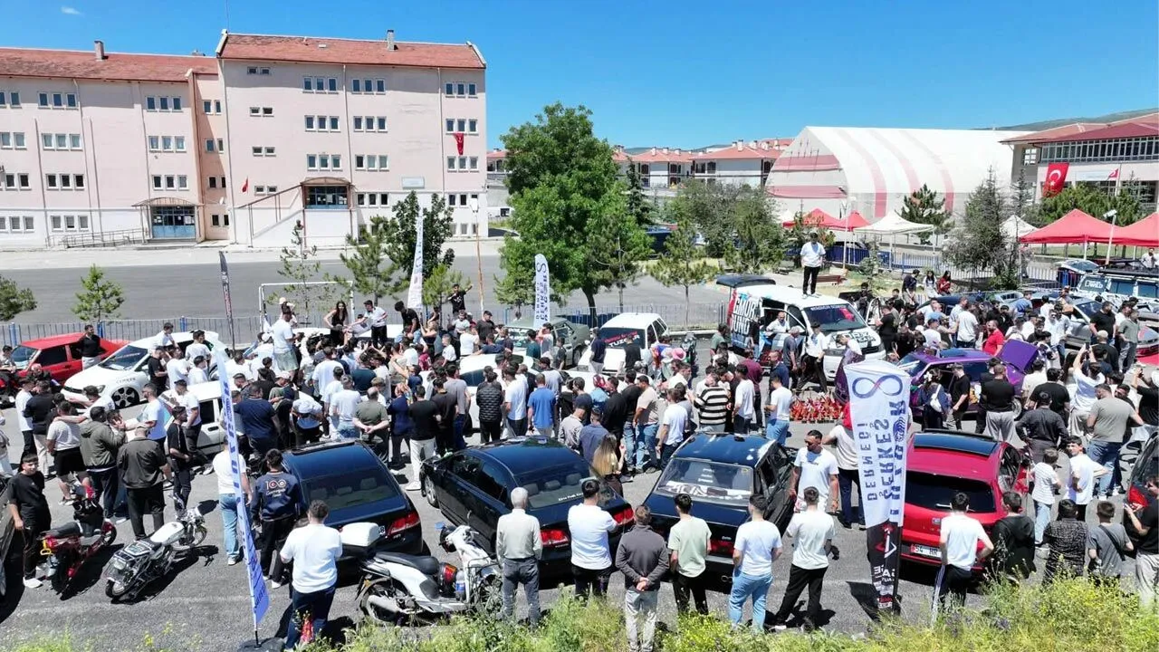 Modifiye Tutkunları Çerkeş’te Buluştu