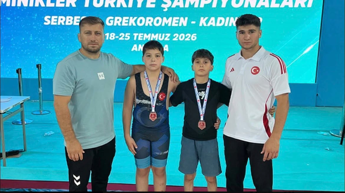Çankırılı Minik Güreşçiler Türkiye Şampiyonası'nda Kürsüye Çıktı