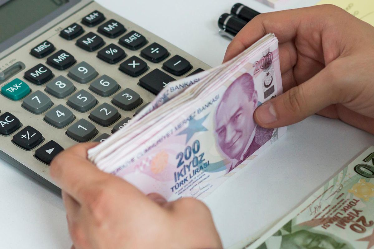 Akaryakıta Son 15 Günde 7. Zam! Benzin Fiyatı 70 TL Sınırına Yaklaştı