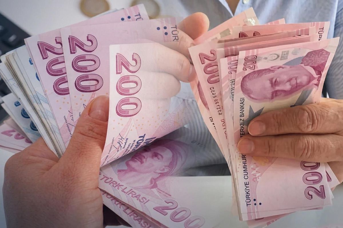 Memur maaş farkı ödemeleri başladı! Polis, öğretmen, doktor ve hemşirelerin alacağı tutarlar belli oldu