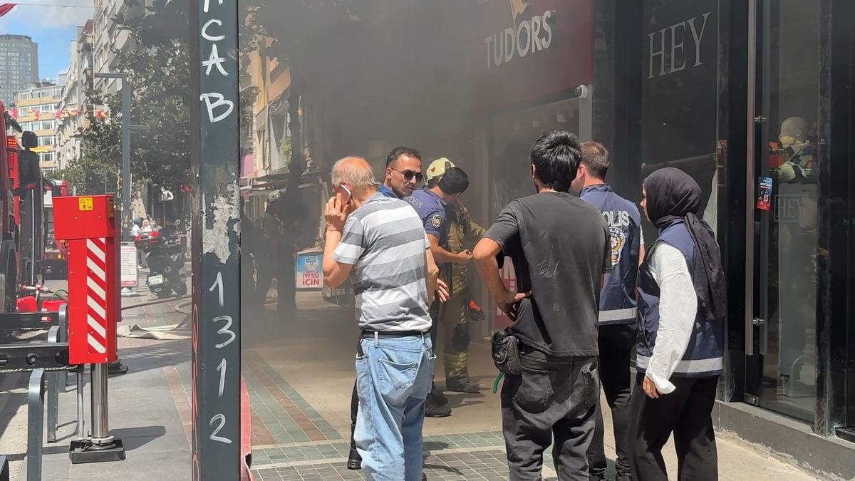 Nişantaşı’nda 7 Katlı Binada Yangın: Elektrik Kofrası Patladı