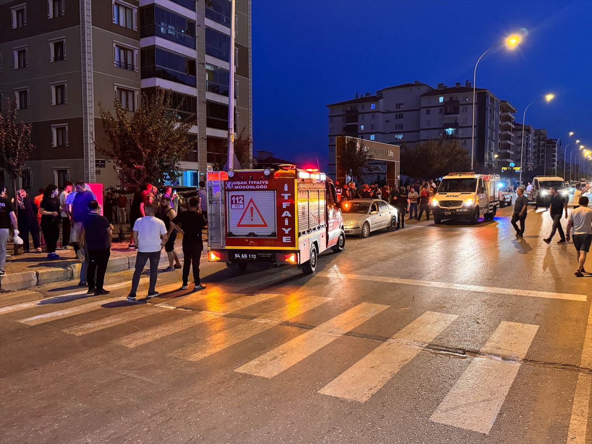 Uşak’ta Yayalara Çarpıp Site Bahçesine Devrilen Sürücü Tutuklandı