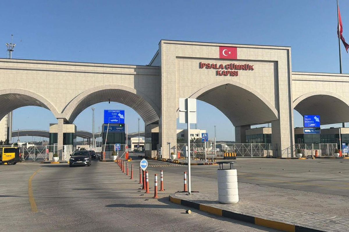 Yunanistan’daki Gümrük Eylemi Sınır Kapılarını Kapattı: İpsala ve Pazarkule’de Giriş-Çıkışlar Durdu