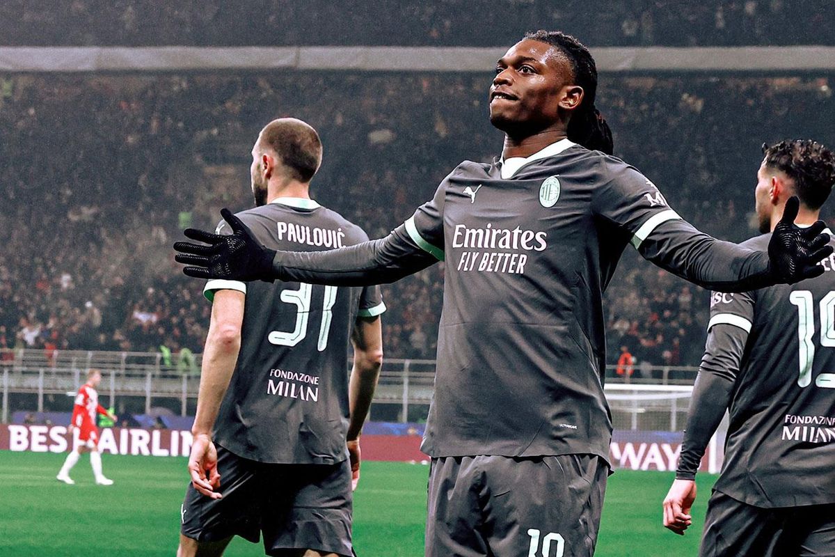 Rafael Leao Fenerbahçe’ye mi Geliyor? 50 Milyon Euro’luk Transfer İçin Uçak Türkiye’den Kalkıyor!