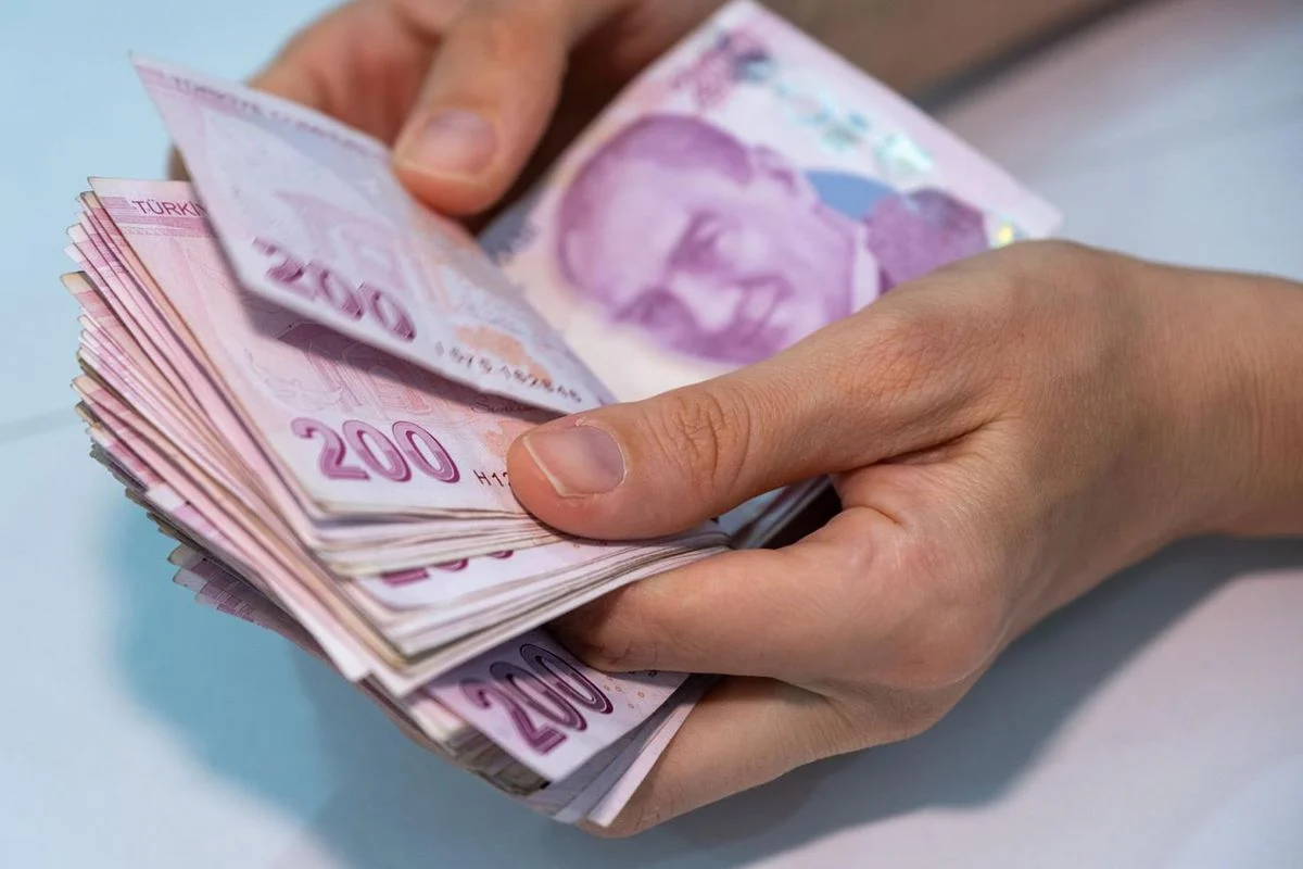 Asgari Ücrette Yeni Formül Gündemde! Bölgesel Asgari Ücret Tartışması Büyüyor