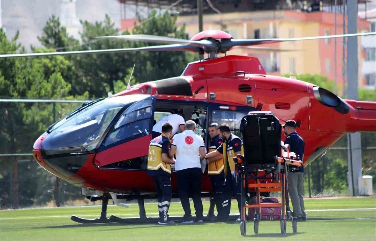 22 Yaşındaki Genç Yüksekten Düştü! Hava Ambulansıyla Malatya’ya Sevk Edildi