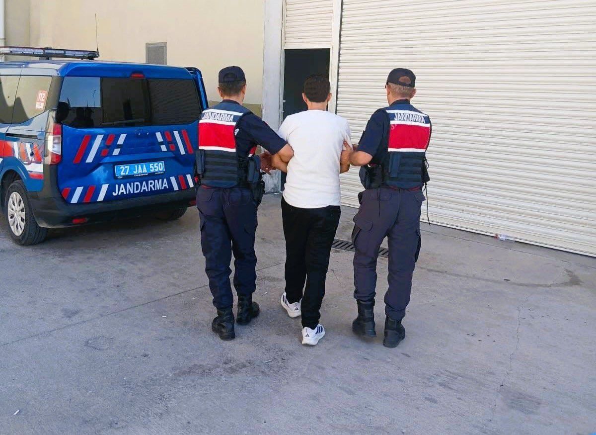 Gaziantep'te Silahlı Yağma Suçundan Aranan Hükümlü Yakalandı