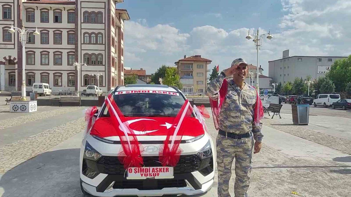 Yusuf Ceyhan'ın Askerlik Hayali Gerçek Oldu! Şarkışla'da Duygusal Anlar