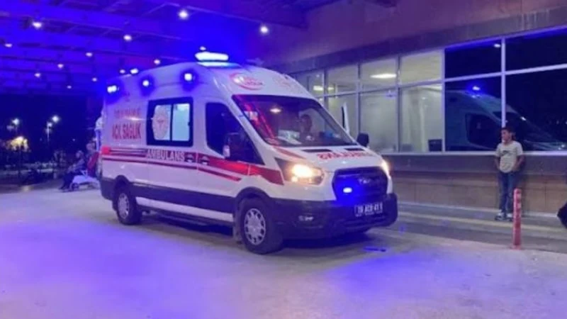 Çorum'da Yem Karma Makinesi Kazası: Çiftçi Elini Kaptırarak Ağır Yaralandı