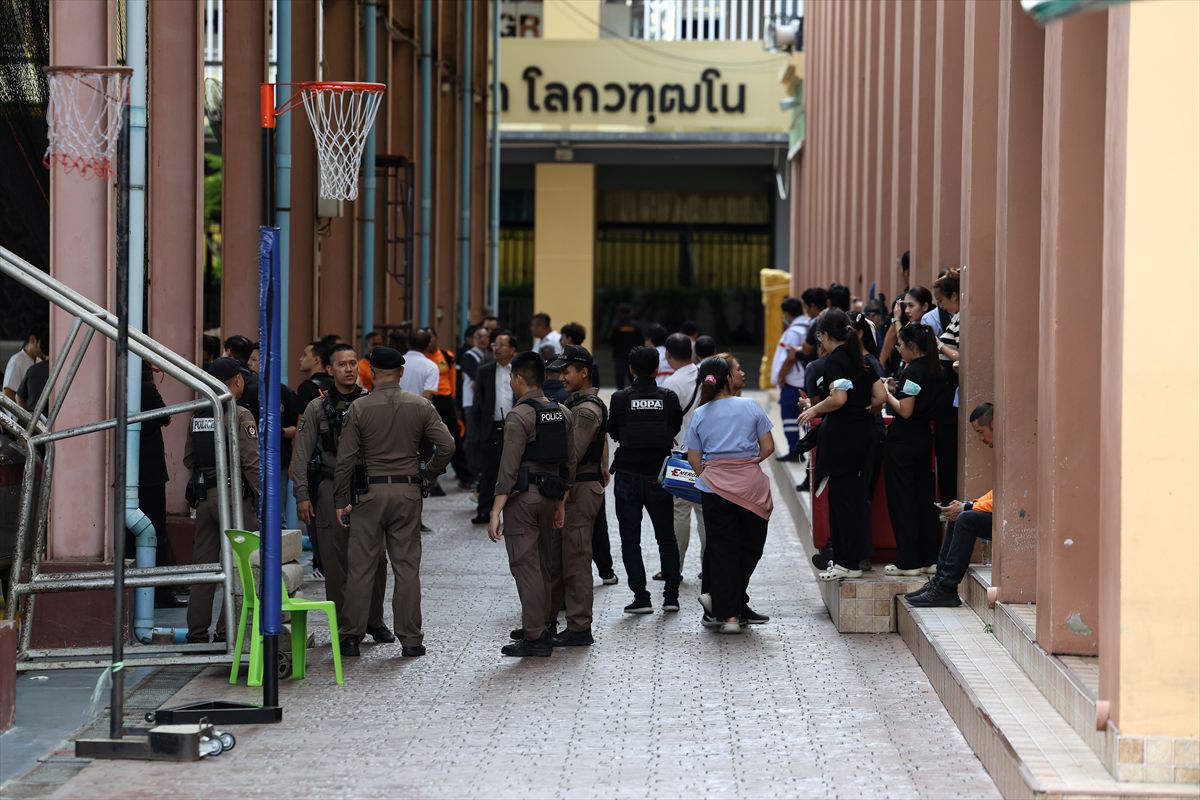 Tayland Okul Saldırısı: 8 Kişi Öldü, 30 Kişi Yaralandı