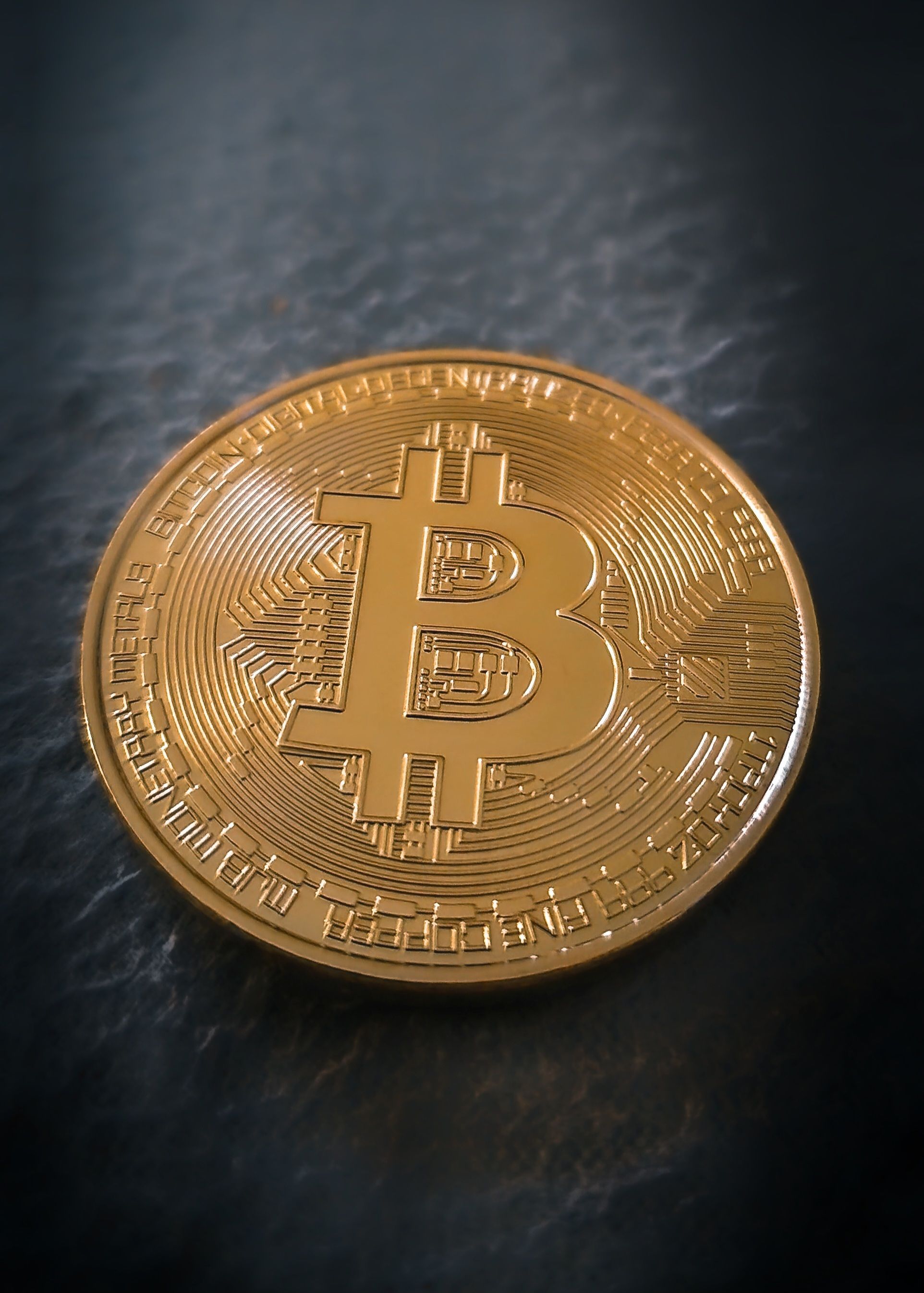 Bitcoin 10 Ay Sonra Kritik Eşiği Aştı