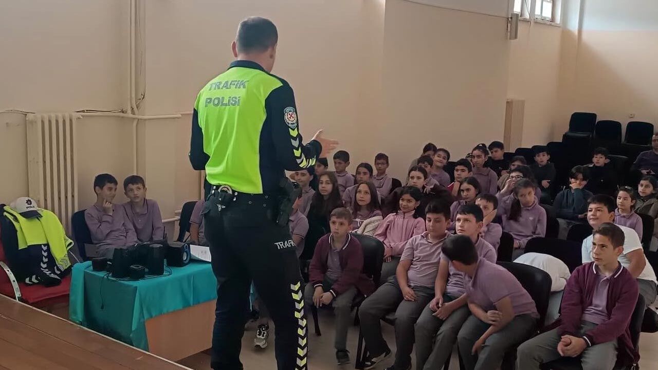 Korgun Ortaokulunda öğrencilere trafik ve ilkyardım eğitimi
