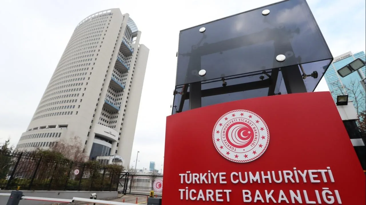 Bakanlıktan İsmail Saymaz ve Murat Ağırel'e suç duyurusu