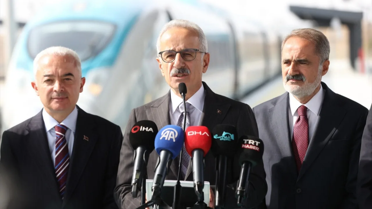 Halkalı-Kapıkule Hızlı Tren Hattı'nın Çerkezköy-Kapıkule kesimi yarın hizmete giriyor