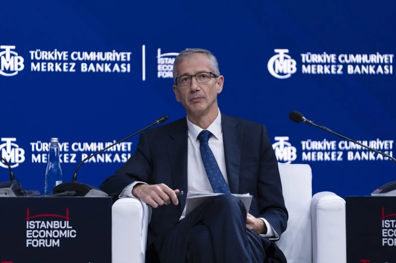 BIS Genel Müdürü Hernandez de Cos'tan İstanbul'da Güvenilirlik Vurgusu
