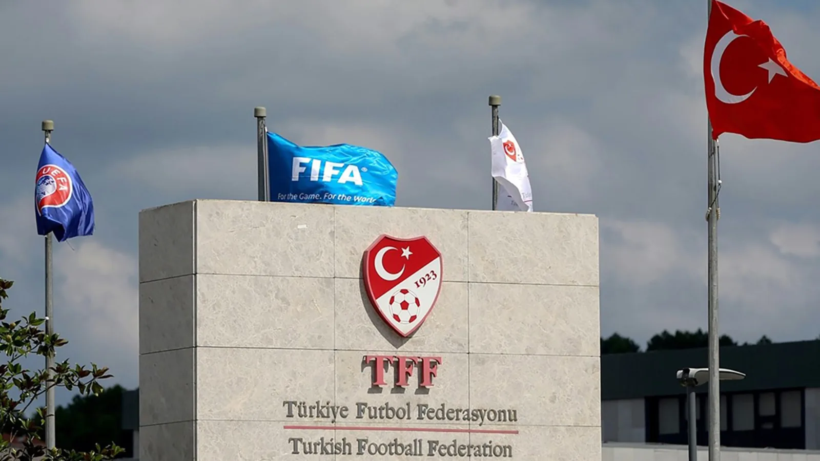 Süper Lig'den 8 kulüp, Selçuk İnan, Melih Kabasakal ve Ahmed Abdullahi PFDK'ya sevk edildi