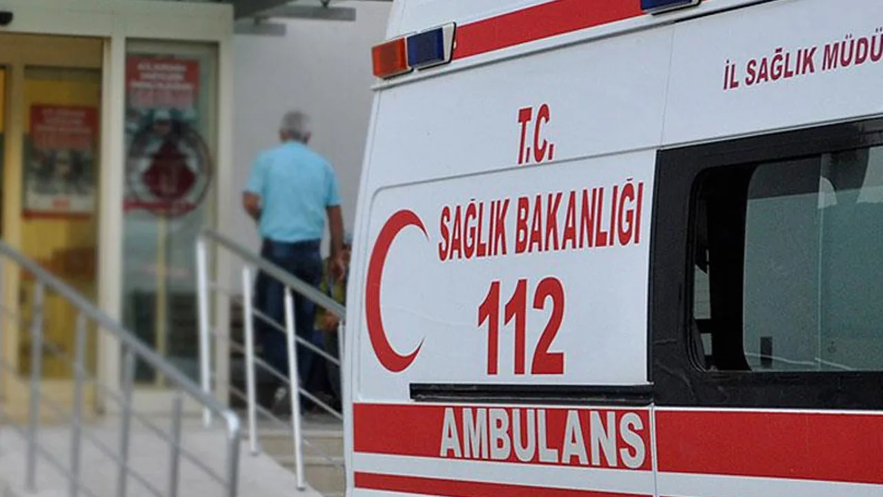 İzmir'de gıda zehirlenmesi şüphesi: 80 işçi hastanelere başvurdu