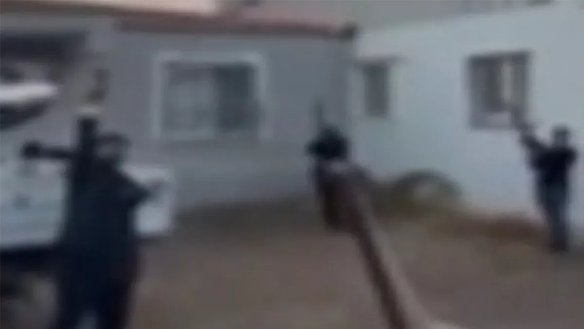 Foça'daki düğünde ateş açanlara yönelik operasyonda 14 gözaltı