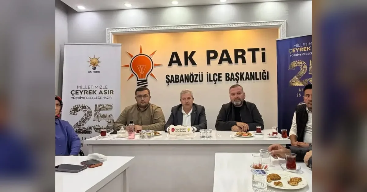 Faik Özcan, Şabanözü’nün yeni dönem projelerini teşkilatla paylaştı