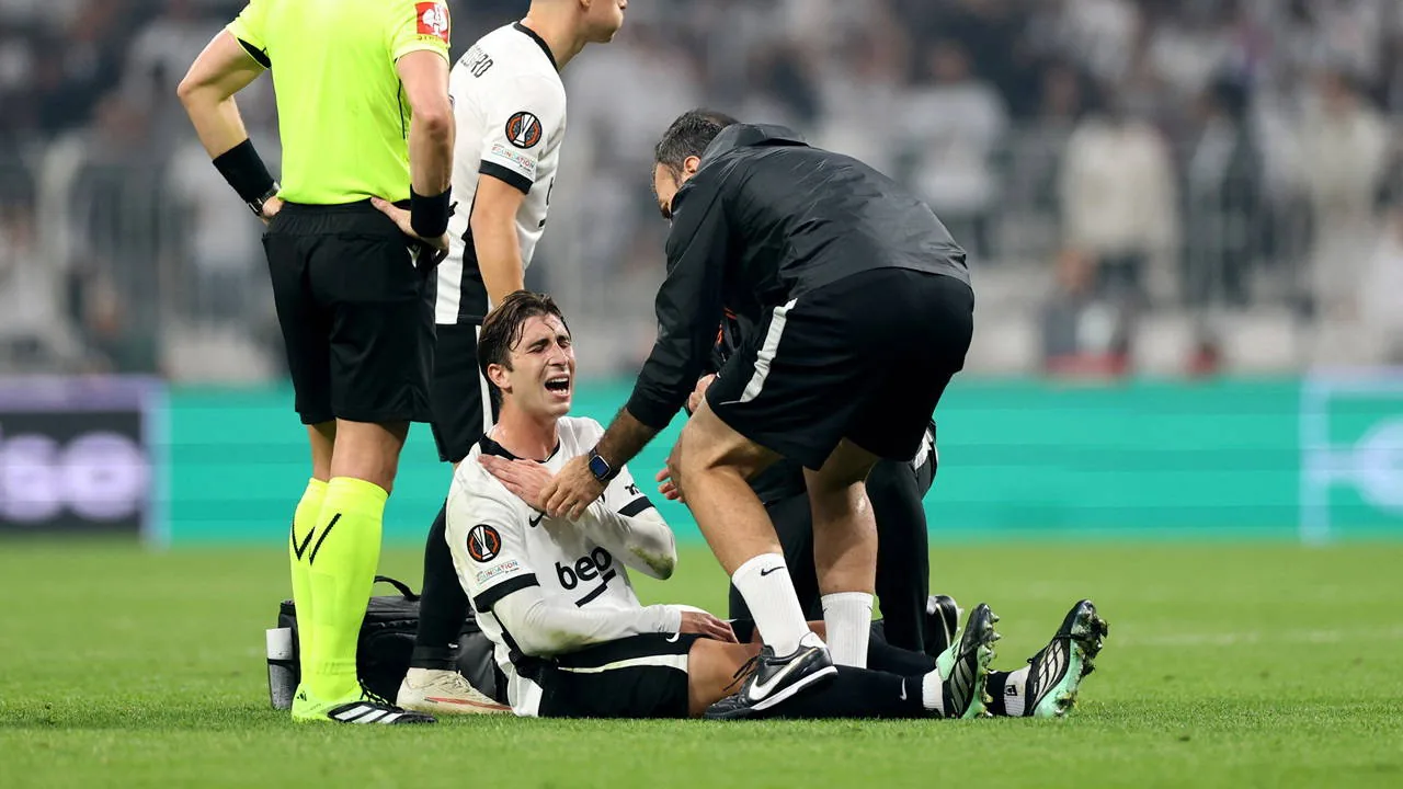 Beşiktaş'ta Fabio Miretti sakatlık nedeniyle oyundan çıktı
