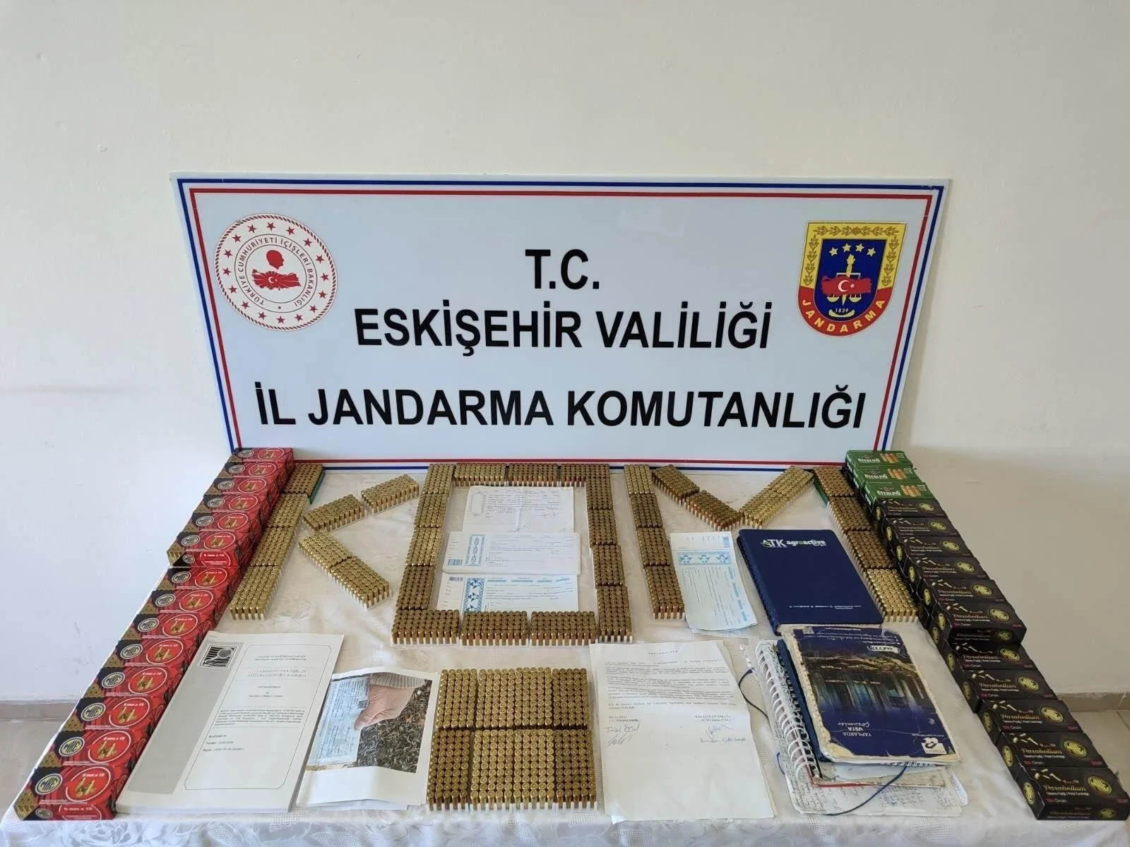 Eskişehir'de Tefecilik Operasyonu: 4 Şüpheli Gözaltında