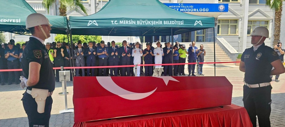 Görevi Başında Kalp Krizi Geçiren Polis Memuru Şehit Oldu