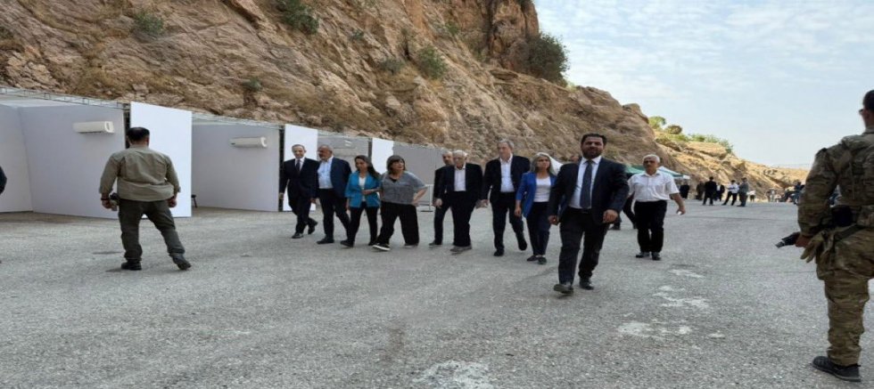 Terör Örgütü PKK'dan İlk Silah Bırakma Hamlesi