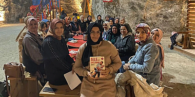 “Ailemle Eğitim Yolculuğum” Projesi Kapsamında Kitap Tahlili Tuz Mağarası’nda Yapıldı