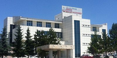 Çankırı'nın Çerkeş ilçesinde meydana gelen trafik kazasında bir kişi hayatını kaybetti, üç kişi yaralandı.