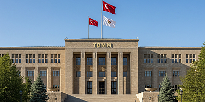 TBMM Başkanı Kurtulmuş Kudüs Programına Katılacak, Özgür Özel Balıkesir'de Depremzedeleri Ziyaret Edecek